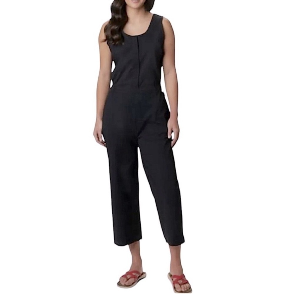 Columbia Navy Sleeveless Cropped Jumpsuit
